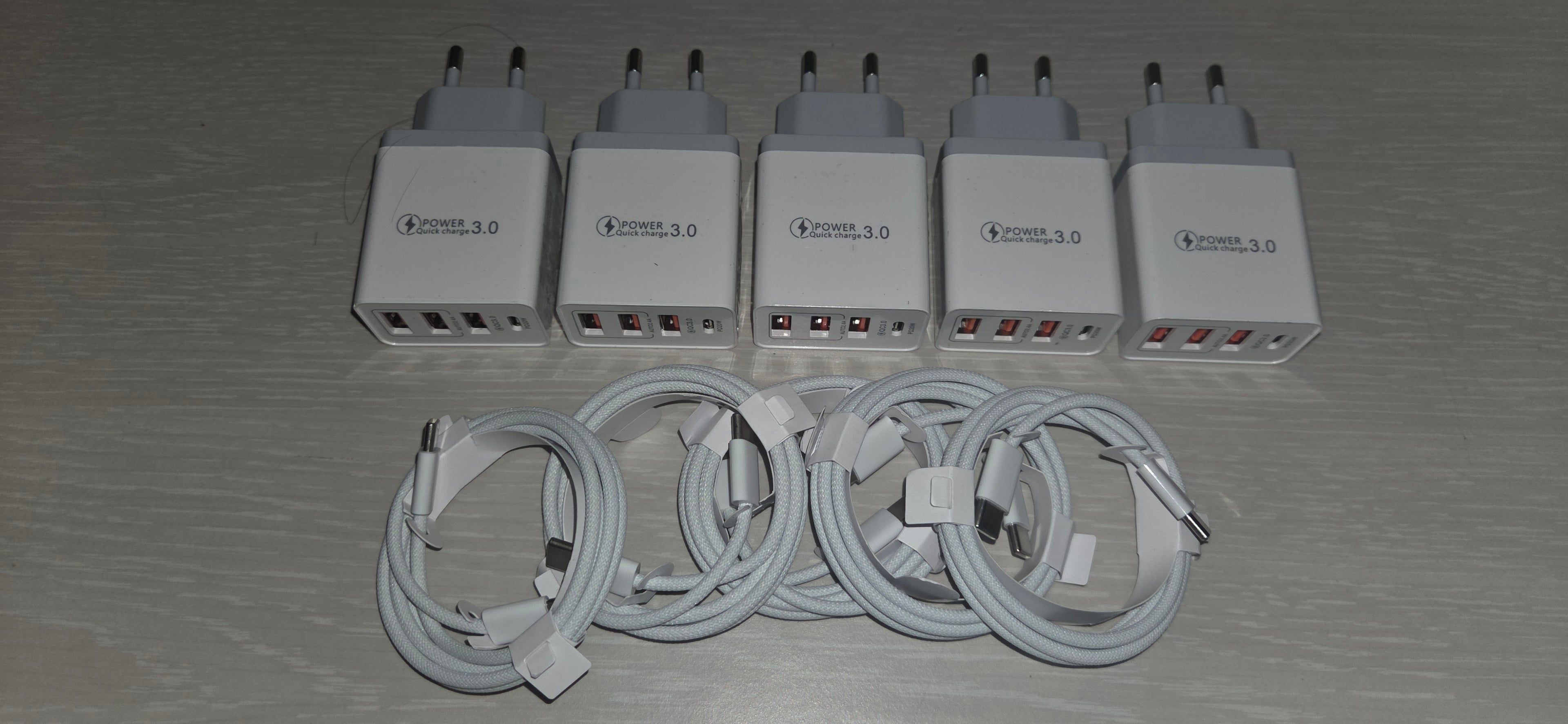 Lotto Stock 5x Caricabatteria 48W + 5x Cavo USB