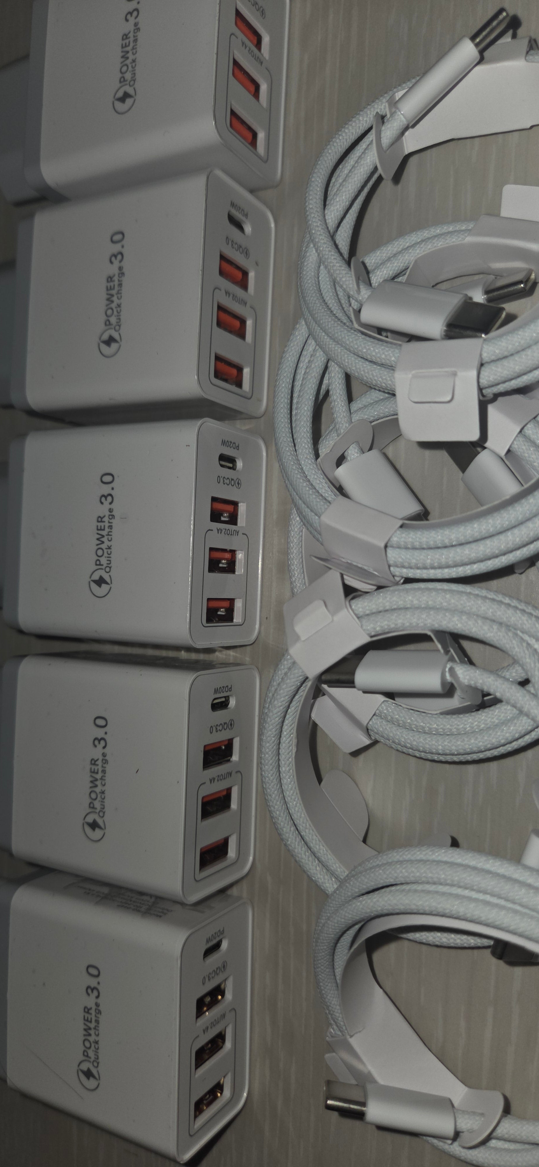 Lotto Stock 5x Caricabatteria 48W + 5x Cavo USB