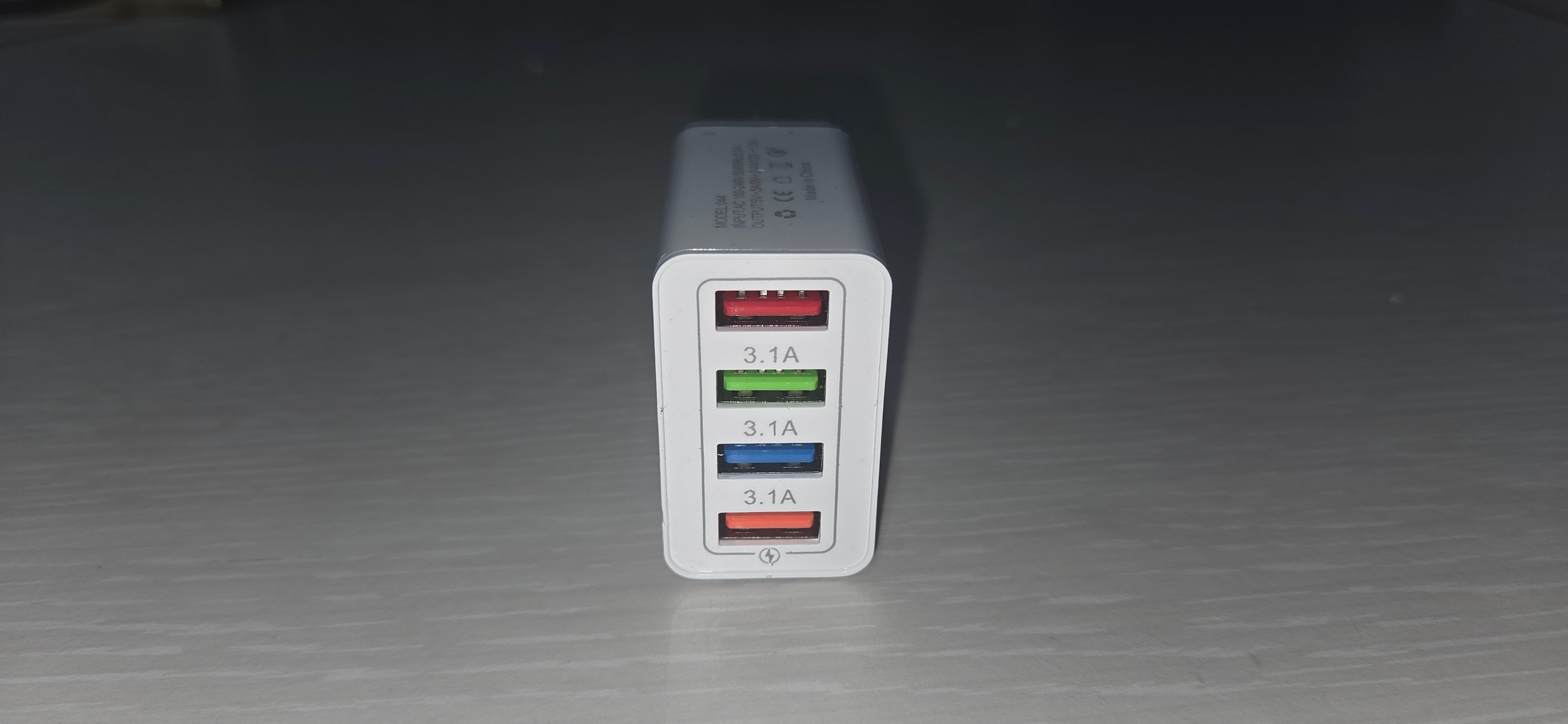 Caricabatterie 3.1A 4 Porte USB Type-A Spina EU