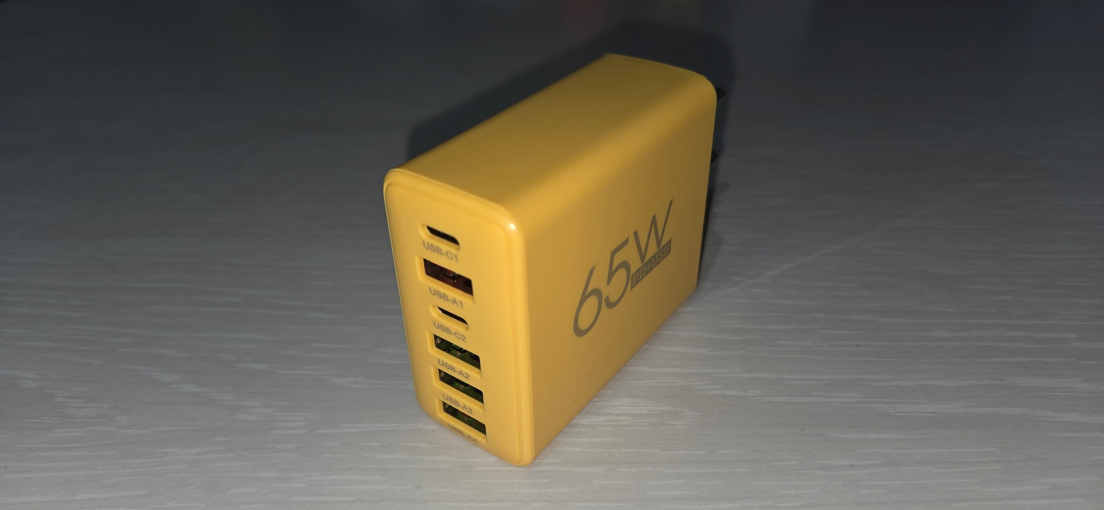 Caricabatterie 65W 6 Porte USB Type-A/C Spina EU