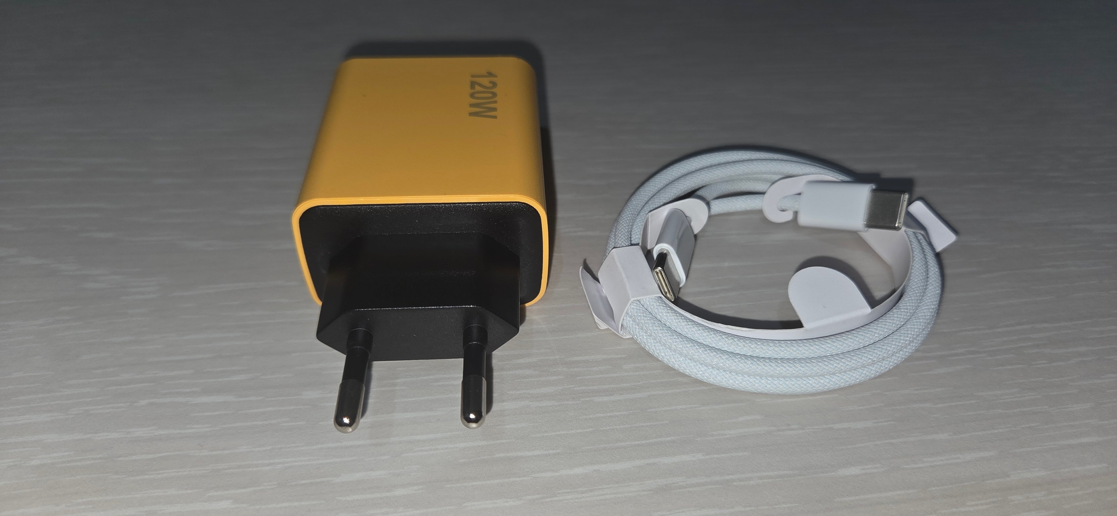 Kit Caricabatterie 120W 4 Porte USB Type-A/C Spina EU + Cavo USB Type-C > Lighting Grado A++