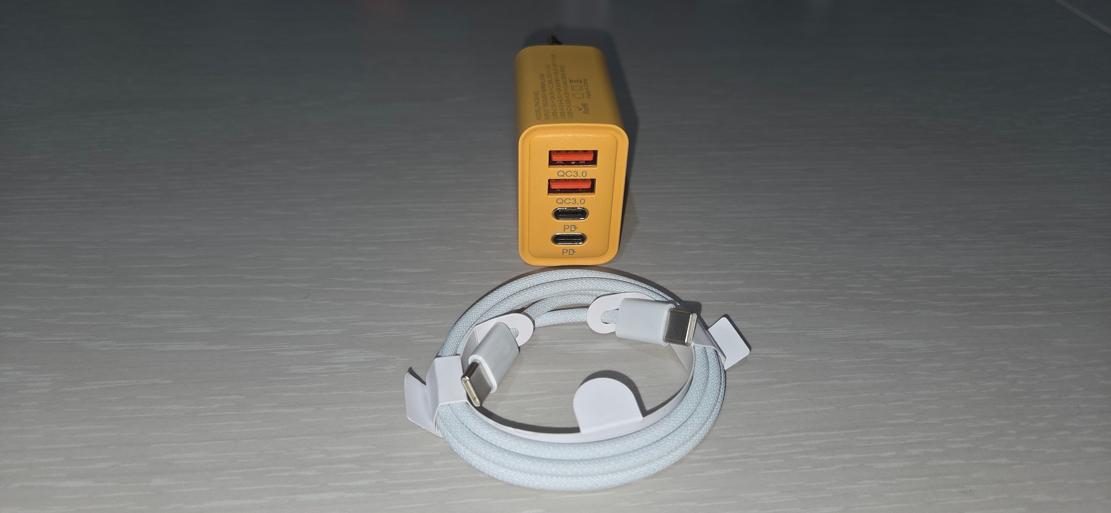 Kit Caricabatterie 120W 4 Porte USB Type-A/C Spina EU + Cavo USB Type-C > Lighting Grado A++