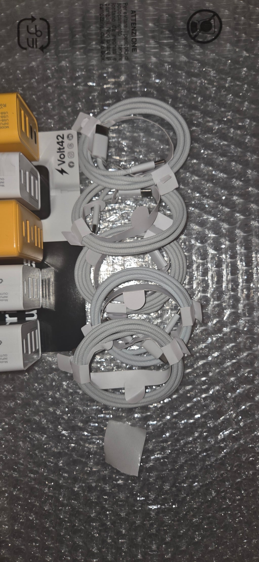 Lotto di 5 Kit Assortiti Misti 5 Caricatore + 5 Cavi USB-C