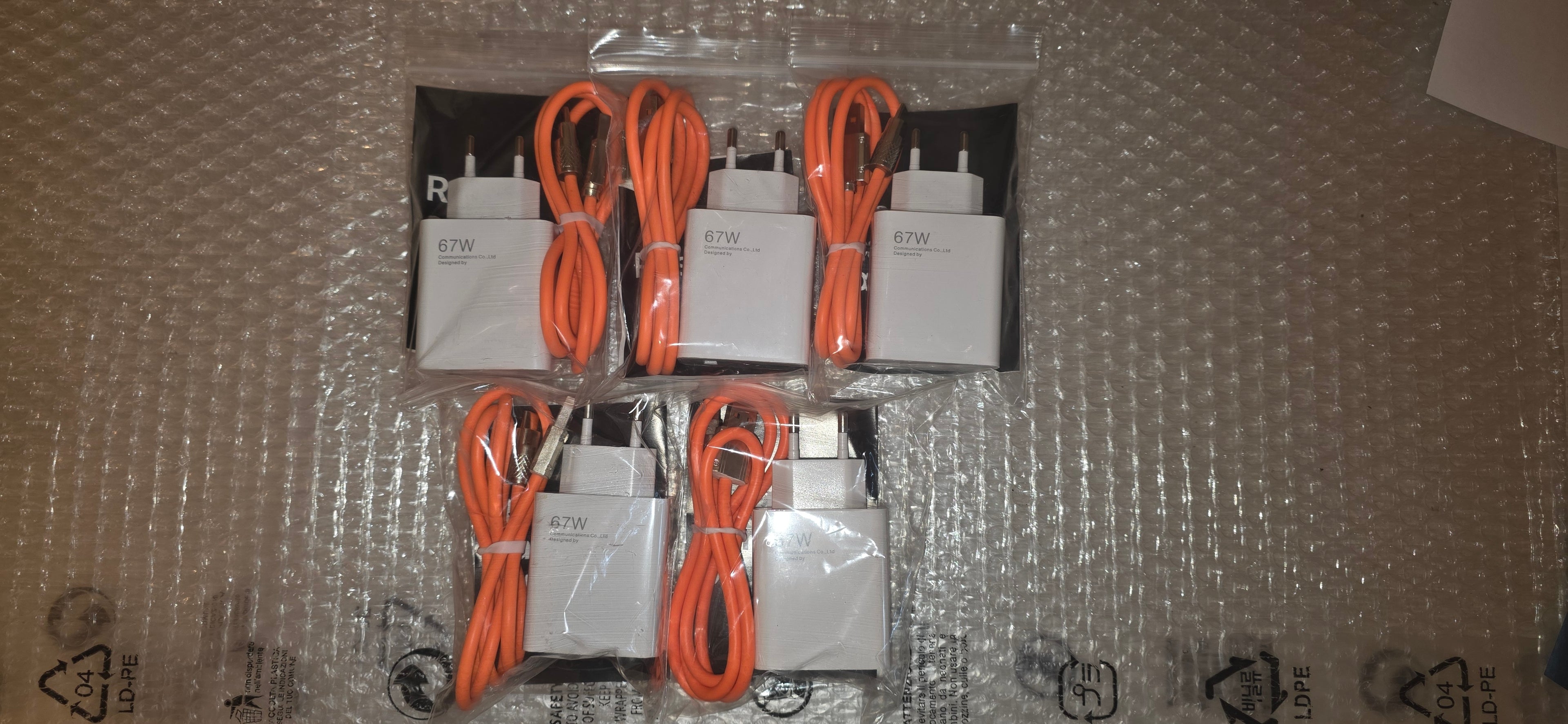 POWER-KIT FAMIGLIA 5X CARICATORI ULTRA-RAPIDI 67W + 5X CAVI RINFORZATI ARANCIONI